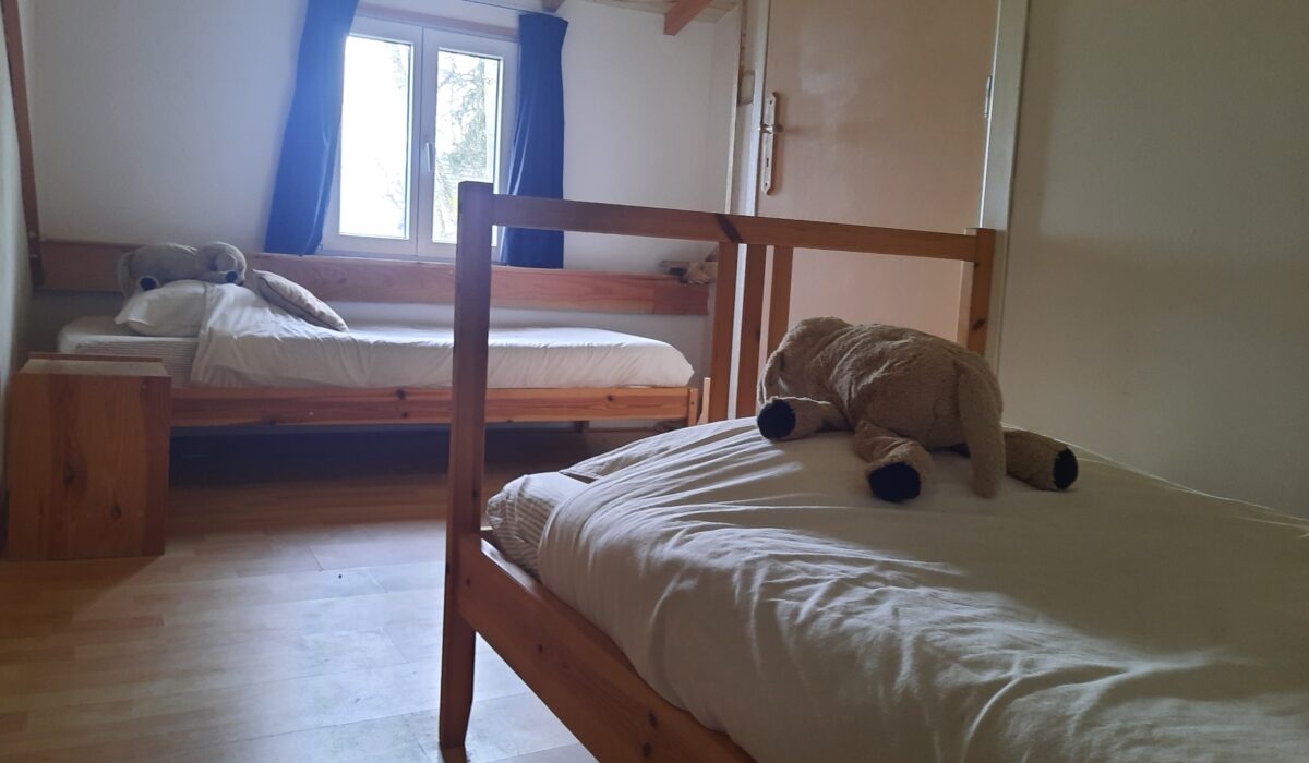 Slaapkamer   met 2x1 persoonsbed